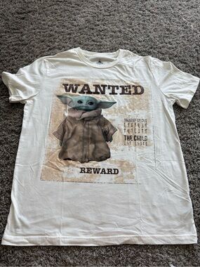 Disney White Short-Sleeve Tee with Green Grogu Wanted Graphic